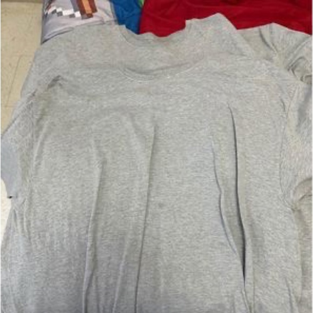 Men’s shirts XL and L